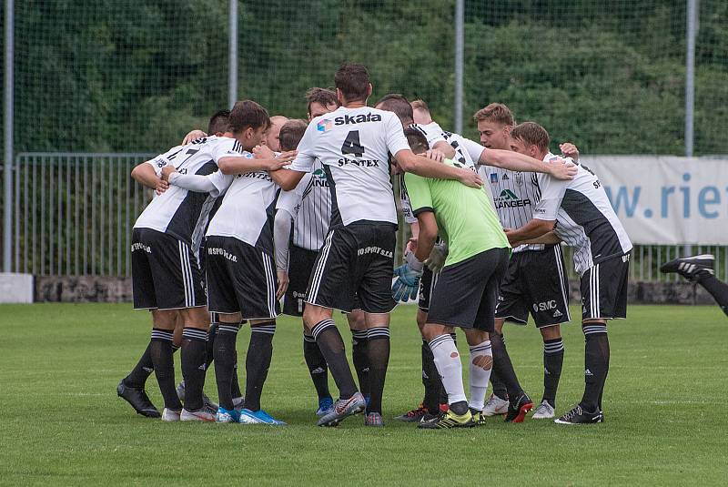 Fotbalisté Ústí nad Orlicí zahájili nový ročník třetí ligy vítězstvím nad rezervou Teplic 3:2.