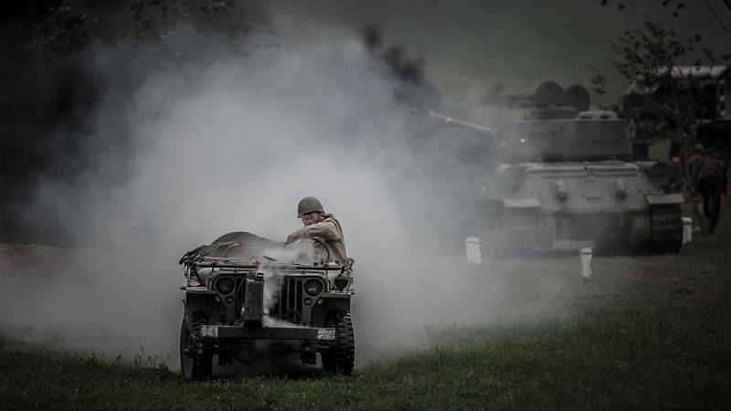 Vojensko - historická akce Cihelna 2017. Buď zásah, nebo závada na chladiči...