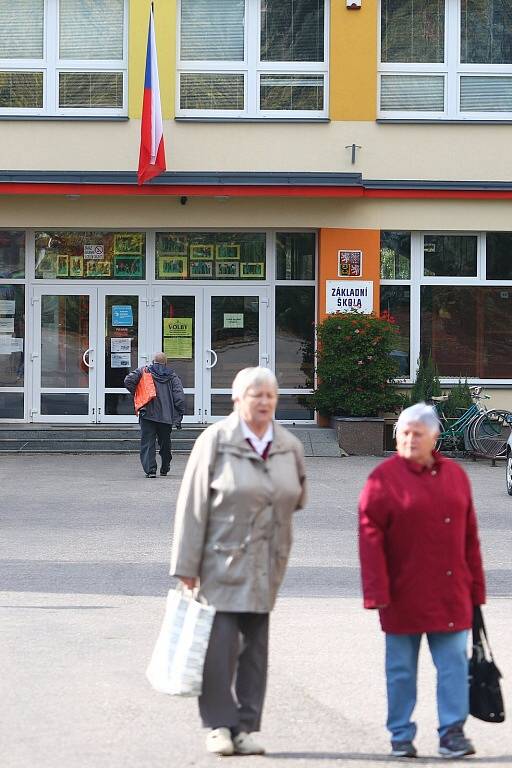 Volby do krajského zastupitelstva a Senátu v Ústí nad Orlicí.