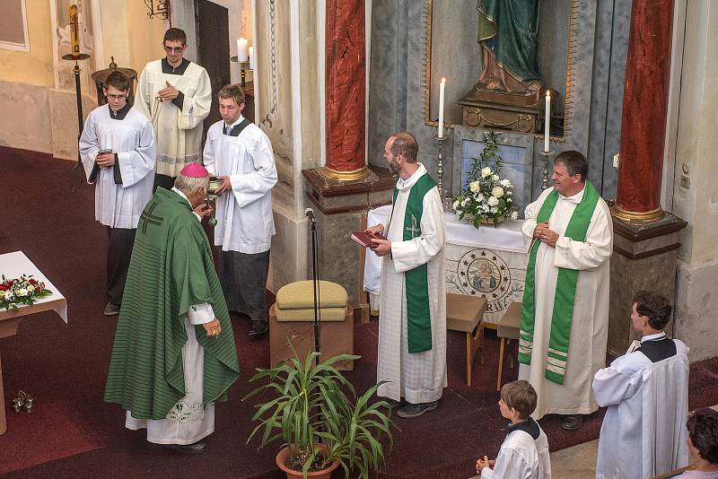 Kostel Marie Magdaleny v Řetové se stal dějištěm prvního koncertu v rámci Mezinárodního varhanního festivalu Zdeňka Pololáníka.