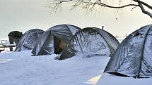 Zimní táboření na Kozlovském kopci.