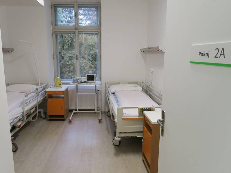 Nový operační sál Vysokomýtské nemocnice a jeho zázemí.