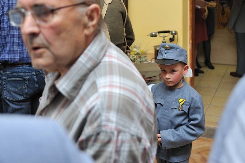 Z vernisáže výstavy Válka našich dědů ve Studeném.