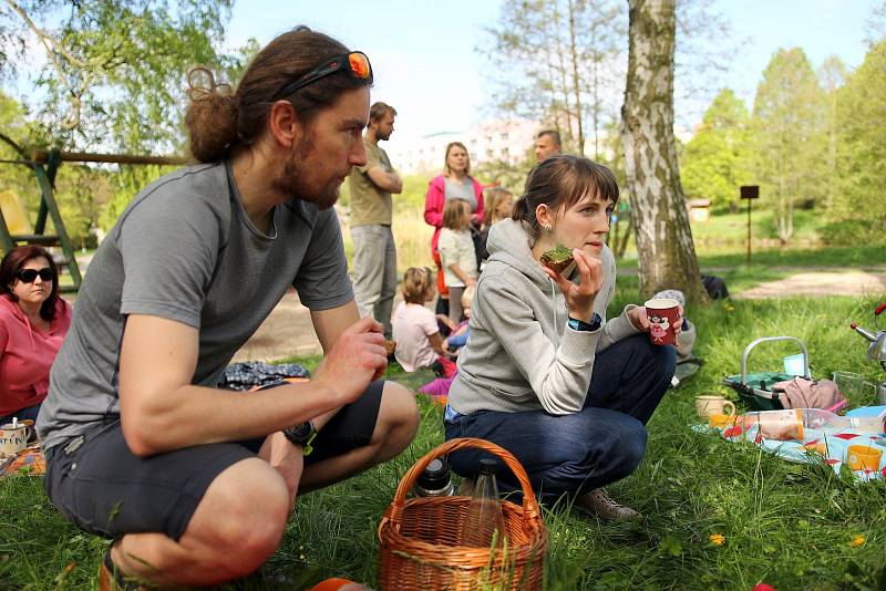 Ústí nad Orlicí se v sobotu přidalo k bezmála dvou stovkám míst, kde se uskutečnil piknik na podporu fairtradových a lokálních pěstitelů.