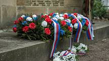 U památníků si připomněli Den válečných veteránů
