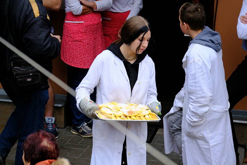 Česká Třebová v sobotu pořádala již 60. ročník Jabkancové pouti.