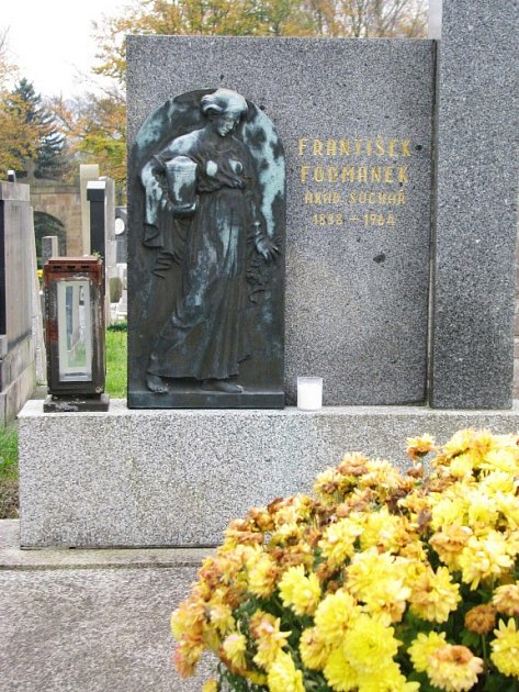 Hrob Františka Formánka na českotřebovském hřbitově.