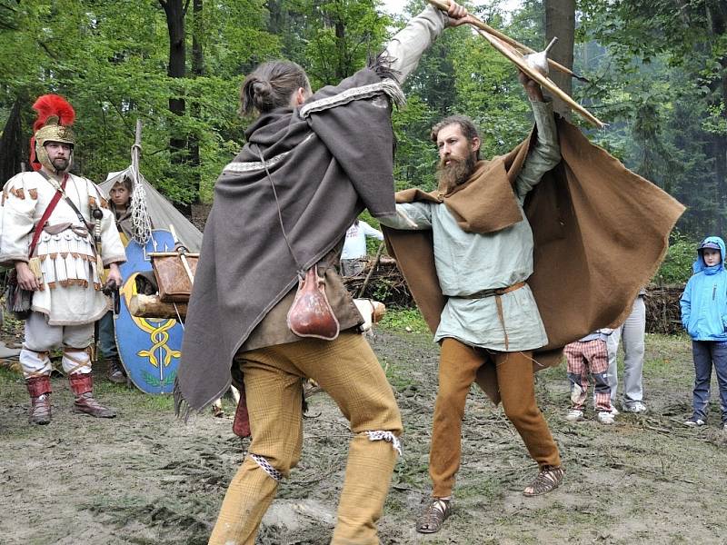 Festival živého pravěku v Křivolíku.