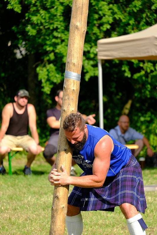 Highland games patří k nejstarším tradicím Skotska. Počátek her lze nalézt již v druhé polovině 11. století.