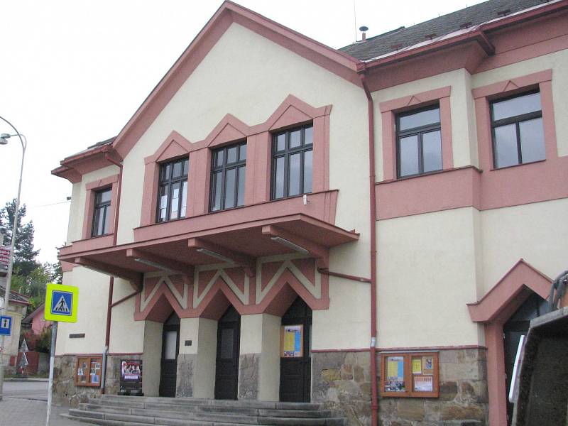 Kino v Jablonném nad Orlicí.
