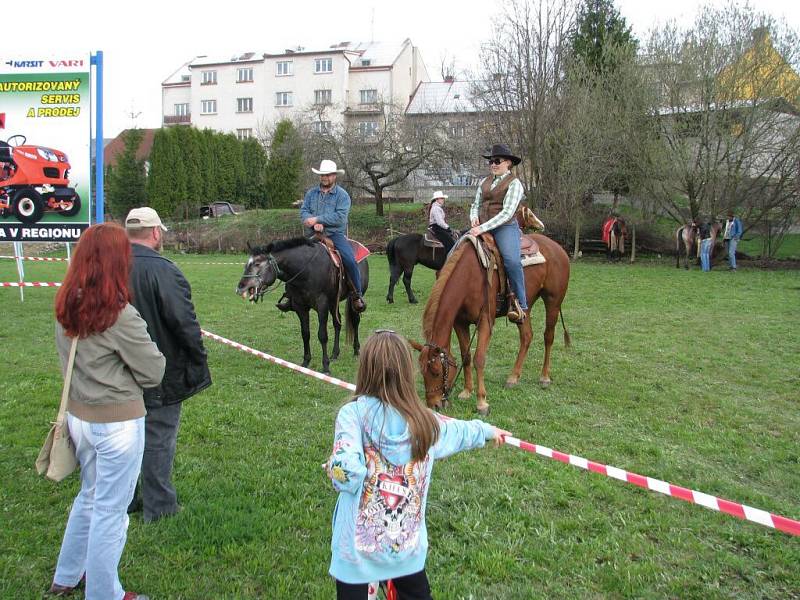 Ze sobotního westernového programu v Žamberku.