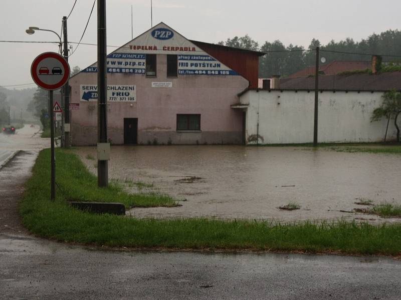 Velká voda v Potštejně.