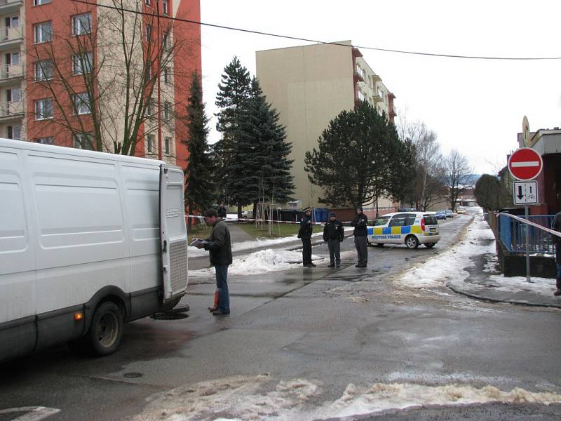 Policejní vyšetřování na sídlišti Štěpnice v Ústí nad Orlicí.