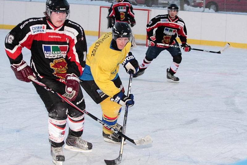 Dlouhoňovice – Lanškroun B 5:4 sn (0:1, 2:1, 3:2 – 0:1).