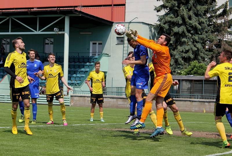 Fotbalisté Ústí prohráli v Horních Počernicích s Vyšehradem 0:2.