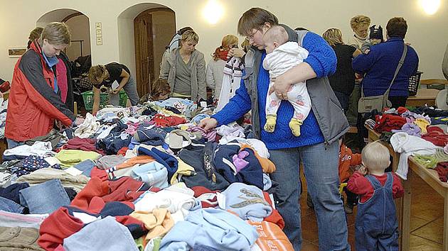 Tip Deníku na čtvrtek 10. října: Rodiče v bazaru vymění dětské oblečení -  Vyškovský deník