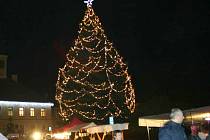 Rozsvěcení vánočního stromu v Žamberku.
