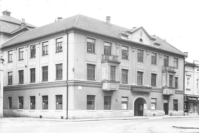 Panský dům - Sokolovna po přestavbě, 20. léta 20. století, Foto: Orlické muzeum Choceň