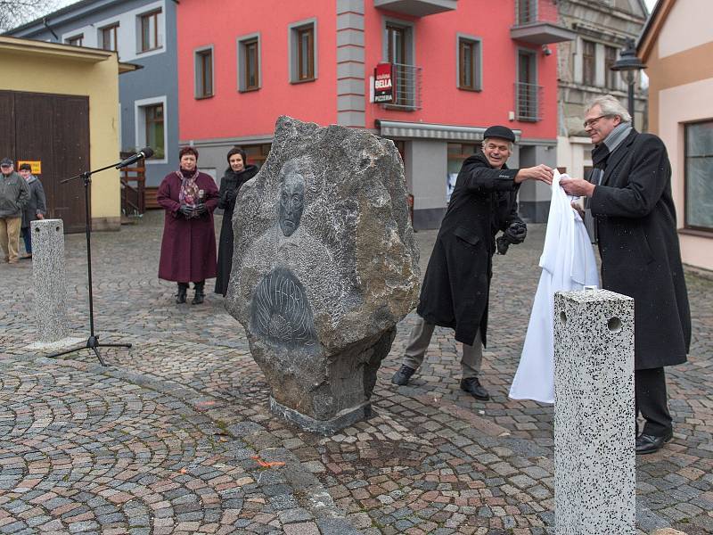 Odhalení pomníku Gustava Habrmana v České Třebové.