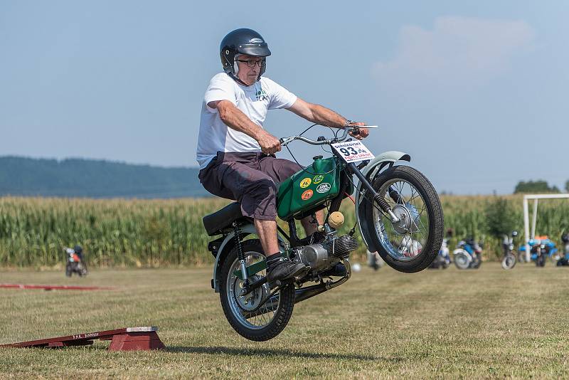 Fichtl sprint v Damníkově.