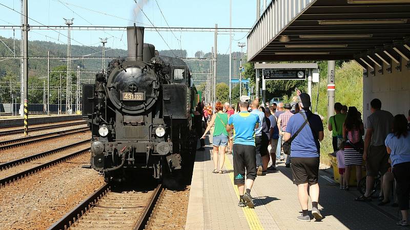 Historický expres poprvé vyjel do Hanušovic a zpět