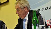 Prezident Miloš Zeman v Rehabilitačním ústavu v Brandýse nad Orlicí.