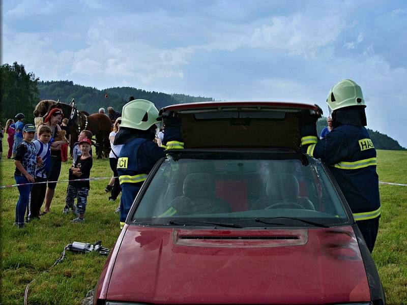 Oslavy SDH Lhotka v České Třebové.