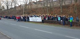 Zaměstnanci Iveca ve Vysokém Mýtě protestují proti vedení společnosti