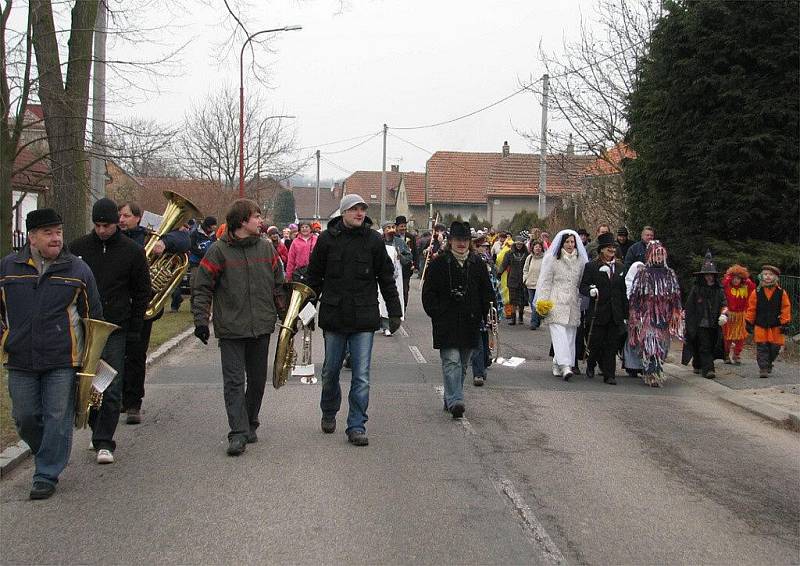 V Dobříkově se konal v sobotu pátý masopust. 