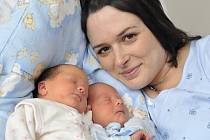 Ondřej a Anna Čadovi jsou dvojčátka, která se 29. června v 7.54 a 7.57 narodila manželům Jaroslavě a Lukášovi z Lanškrouna. Děti vážily 2,7 a 2,44 kg.