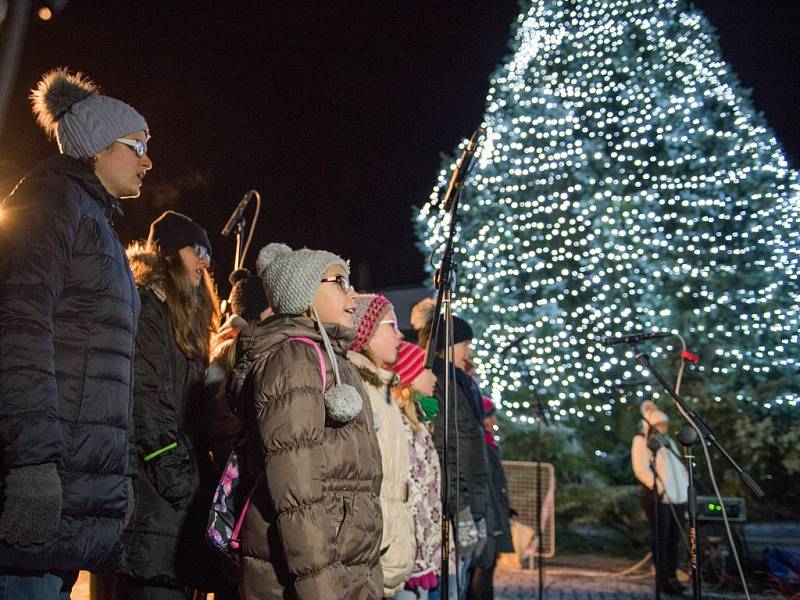 Zahájení adventu a výstavy betlémů v České Třebové.