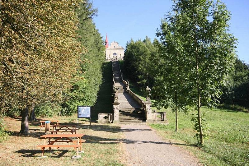 Na poutním místě HOMOL se v sobotu konala charitativní akce nazvaná „Homolské schody“.