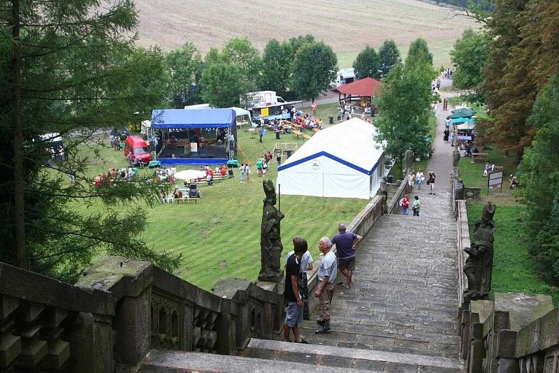 Na poutním místě HOMOL se v sobotu konala charitativní akce nazvaná „Homolské schody“.