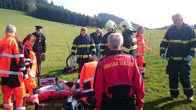 V Šanově u Červené Vody se zřítil paraglidista.