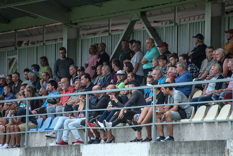 Fotbalisté Ústí nad Orlicí zahájili nový ročník třetí ligy vítězstvím nad rezervou Teplic 3:2.