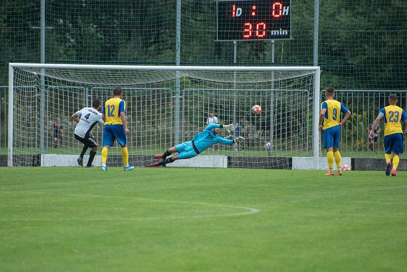 Fotbalisté Ústí nad Orlicí zahájili nový ročník třetí ligy vítězstvím nad rezervou Teplic 3:2.
