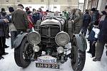 Účastníci rallye The Winter Trial zastavili v Letohradu. Dvůr Muzea řemesel zaplnilo 75 historických závodních vozů značek Porsche, Jaguar, Volvo, BMW nebo Alfa Romeo.