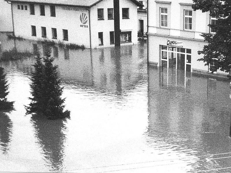 Povodně 1997 - Ústí nad Orlicí , tiskárna Oftis.