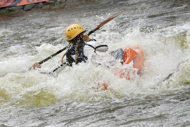 Mistrovství České republiky na divoké vodě ve freestylu se konalo v Sopotnici. 