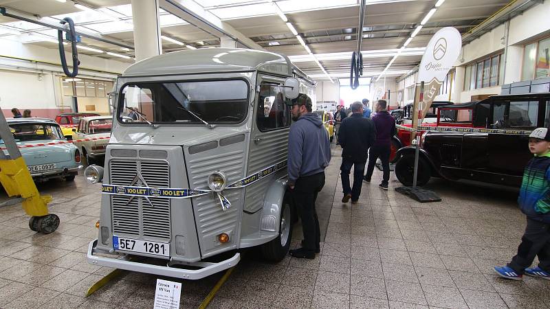 Autosalon přenesl do Francie