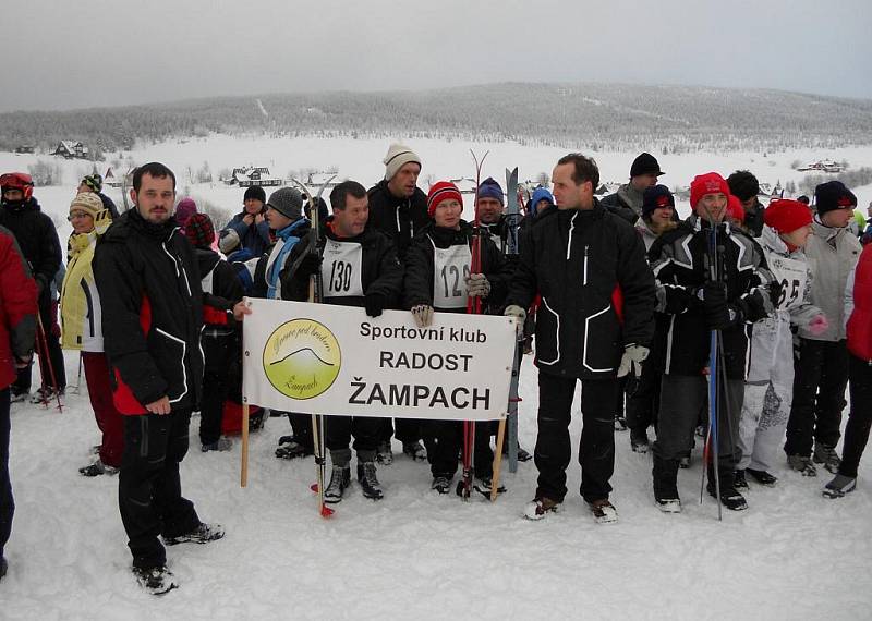 Reprezentanti Domova pod hradem Žampach.