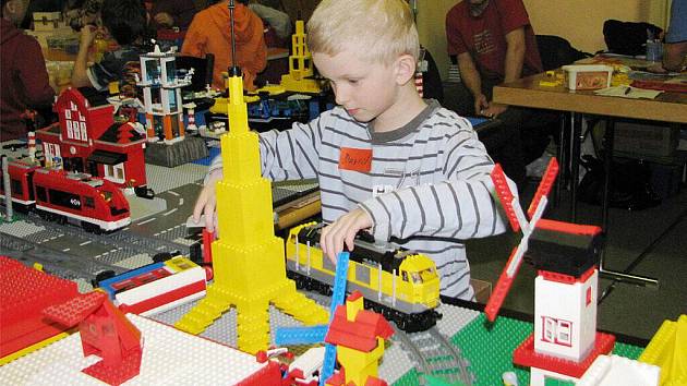 Sbor církve bratrské ve Vysokém Mýtě se zapojil do Legoprojektu. Akce měla mezi dětmi, ale i dospělými, velký ohlas. 