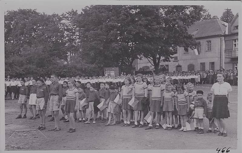 Historické fotografie obce, Zdroj: Archiv obce Nové Hrady