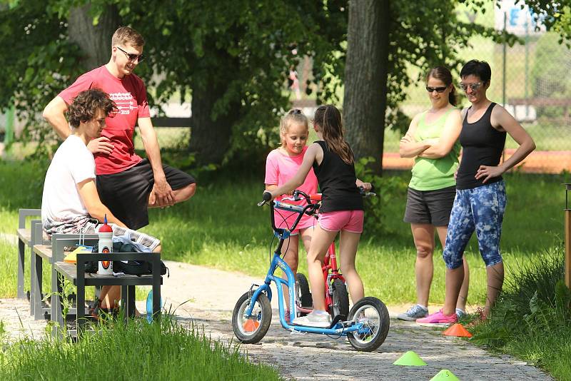 Město v pohybu nabídlo Fit rodinu, Alou Vivat i Yo Yo Band