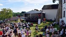 Z koncertu k 60. výročí ZUŠ Alfonse Muchy, který zakončil 28. ročník Mezinárodního hudebního festivalu Letohrad 2017.