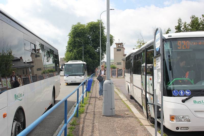 Cestující na Pardubicku jezdí novými autobusy.