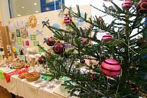 Ještě v pátek 7. prosince je v Galerii pod radnicí v Ústí nad Orlicí k vidění tradiční Vánoční výstava.