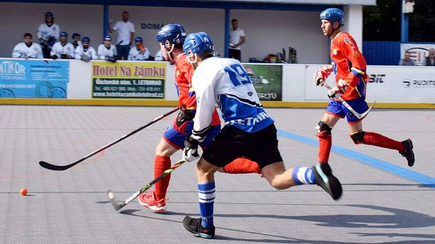 SK Hokejbal Letohrad vs. Kert Park Praha.