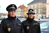 U Městské policie v Litomyšli pracuje Jana Bulvová a Karolína Sokolová.