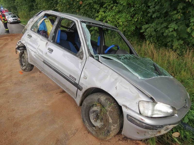 Havárie Peugeotu 106 u Šedivce.